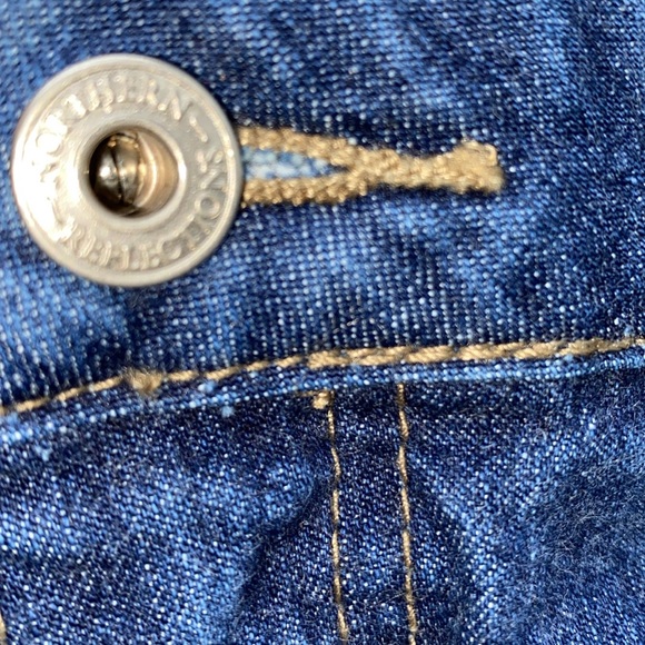 Vintage Northern Reflections Floral Butterfly Floral Embroidery Woman’s … - Picture 6 of 13